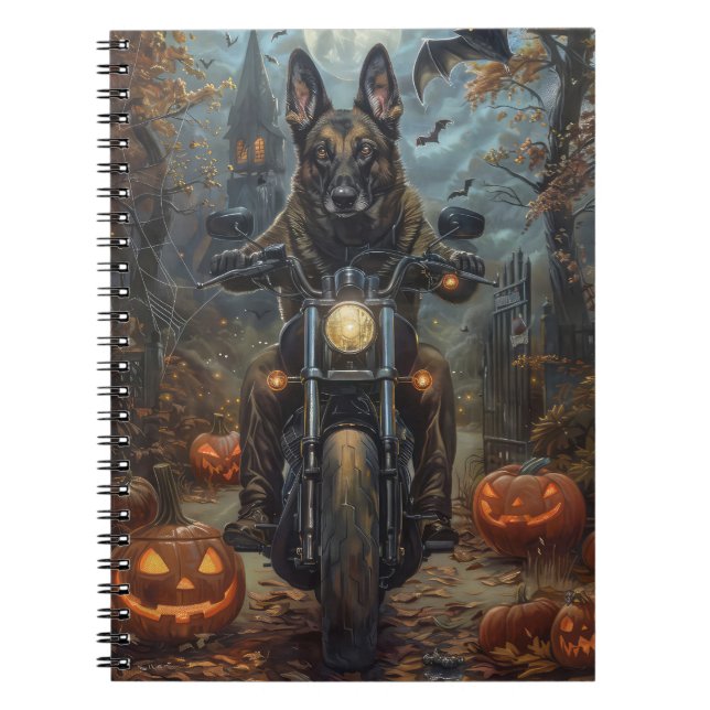 Belgiska shepherd Riding Motorcycle Halloween Scar Anteckningsbok (Framsidan)