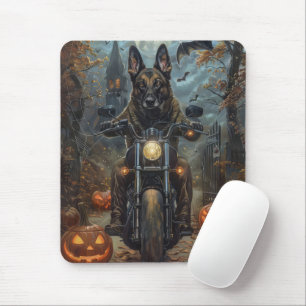 Belgiska shepherd Riding Motorcycle Halloween Scar Musmatta