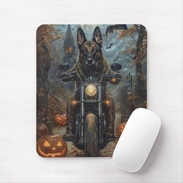 Belgiska shepherd Riding Motorcycle Halloween Scar Musmatta (Med mus)