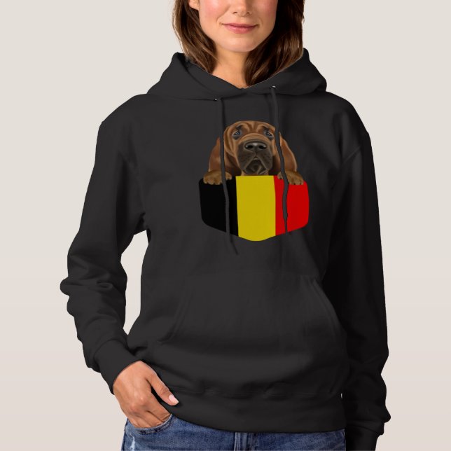 Belgium Flag Bloodhound Dog In Pocket T Shirt (Framsida)