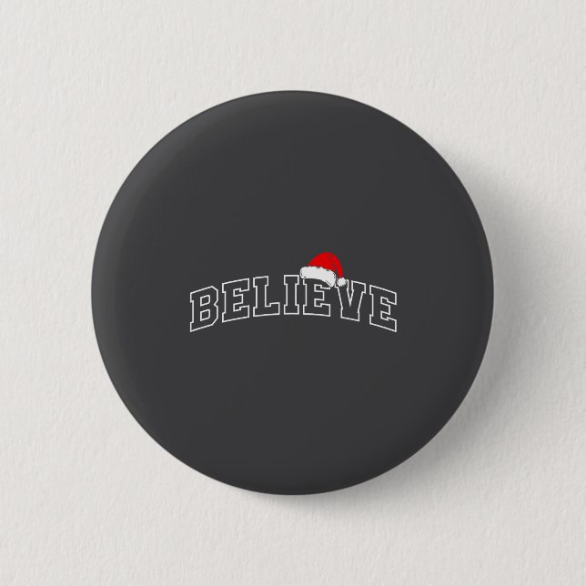 Believe Christmas Varsity Minimal Text Santa Hat F Knapp (Framsida)