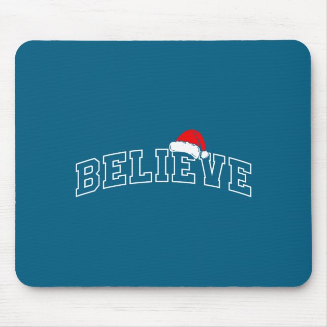 Believe Christmas Varsity Minimal Text Santa Hat F Musmatta (Framsidan)