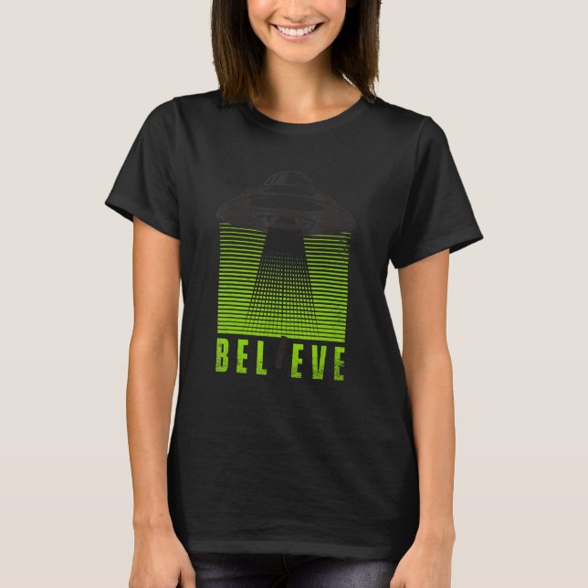 Believe Conspiracy Alien Alien T Shirt (Framsida)