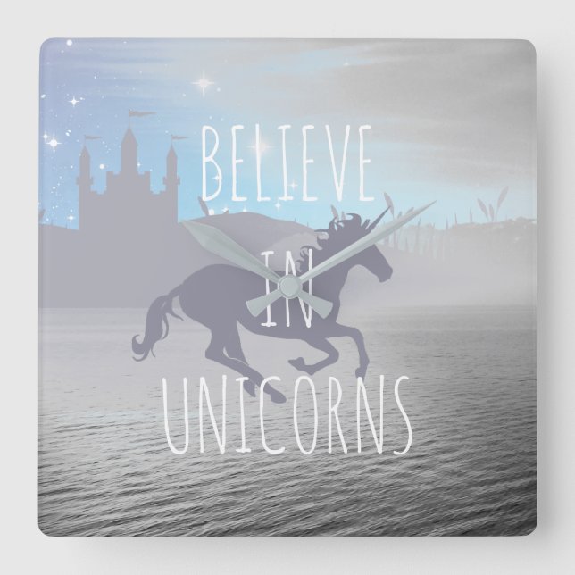 Believe in Unicorns Whimsical Art Fyrkantig Klocka (Framsida)