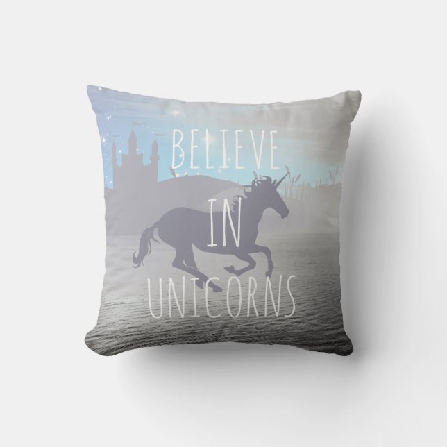 Believe in Unicorns Whimsical Art Kudde (Framsida)