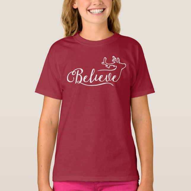 Believe Reindeer Script Shirt – Minimal Christmas  T (Framsida)