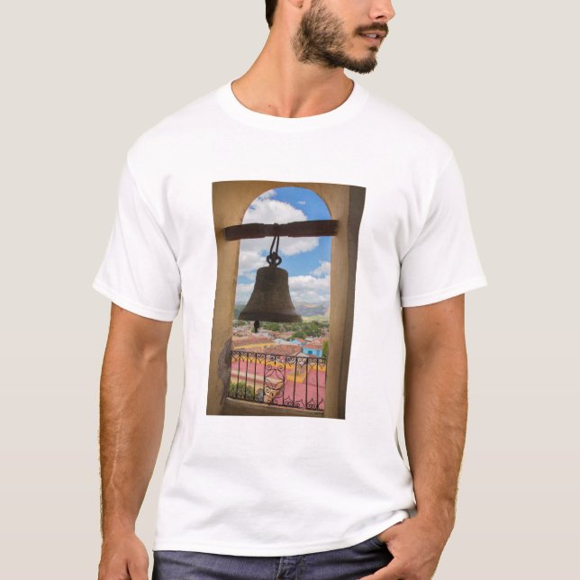 Bell i en kyrka torn, Kuba T Shirt (Framsida)