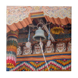 Bell i Punakha Dzong-Bhutan, Himalaya, Asien Kakelplatta