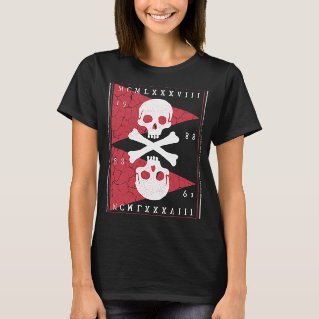 Ben och Döskallar Pirat 1 T Shirt (Framsida)