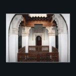 Ben Youssef Medersa Vykort<br><div class="desc">Ben Youssef Medersa var en islamisk högskola i Marrakech. Det grundades under Marinids period (1400-talet) av Marinid sultan Abu al-Hassan och var allierat med grannen Ben Yousssef Mosque. Byggnaden av madrasa, som det är nu, har byggts (åter)av Saadian Sultan Abdallah al-Ghalib (1557-1574). Det är det största Medrasa i hela Marocko....</div>