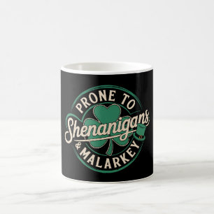 Benägen att ställa till med rackartyg och dumheter kaffemugg