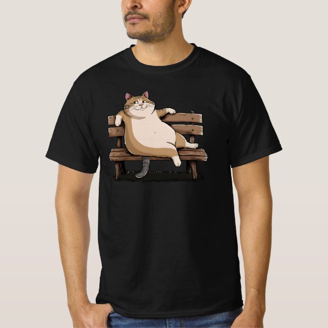 Bench Sitter Cat T Shirt (Framsida)
