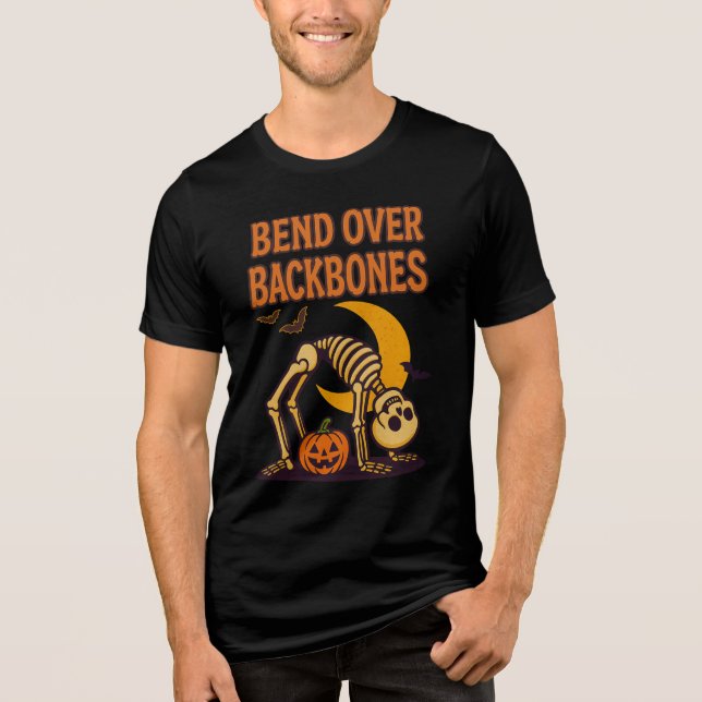 Bend Över ryggben Funny Skeleton Yoga Halloween T Shirt (Framsida)