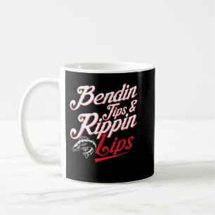 Bendin Tips och Ripping Läppar Funny Fishing Shirt Kaffemugg