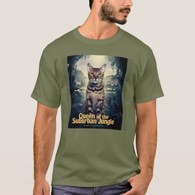 Bengal Cat: Drottning av Suburban Jungle T Shirt (Framsida)