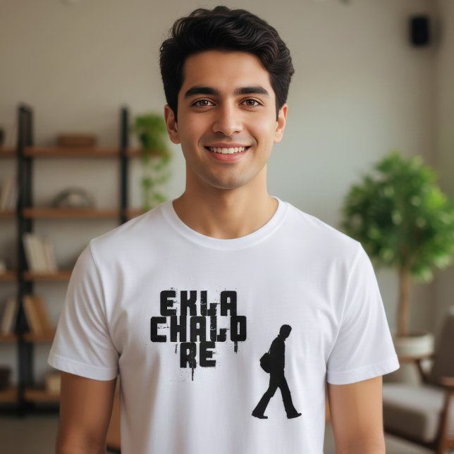 Bengali formulerar "Ekla beträffande Chalo ", T-shirt (Skapare uppladdad)