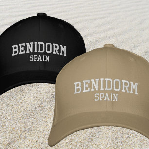 Benidorm Spanien España strand semester outfit Broderad Keps
