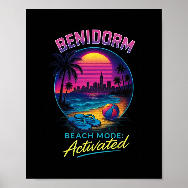 Benidorm Spanien Strandläge Aktiverat Retro Semest Poster (Framsidan)