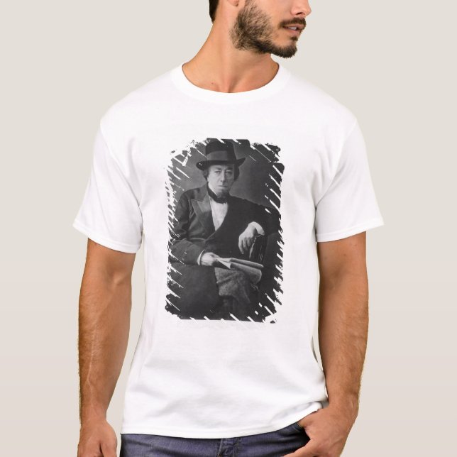 Benjamin Disraeli, 1st Earl av Beaconsfield Tee (Framsida)