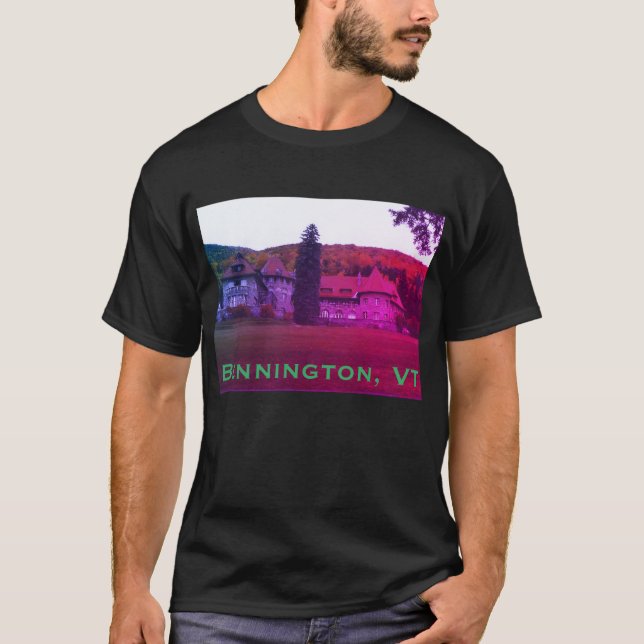 Bennington, VT Mansion - Mount Anthony T Shirt (Framsida)