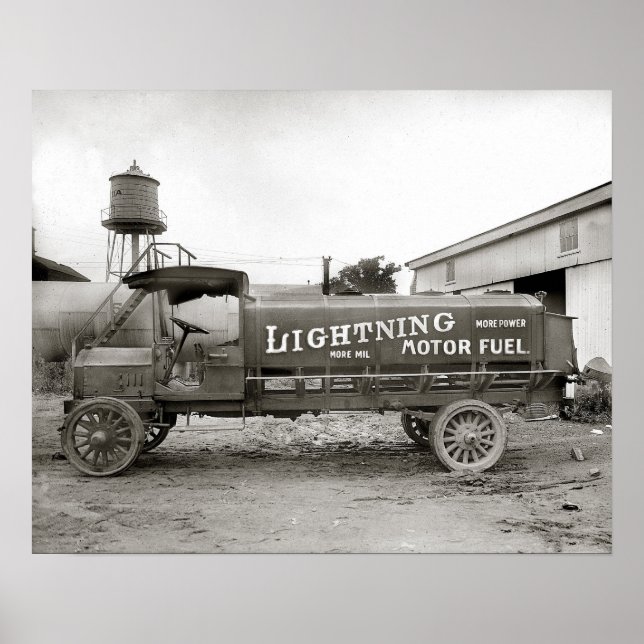 Bensinleveransbil för Lightning Motor Fuel, 1920.  Poster (Framsidan)