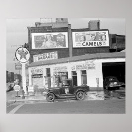 Bensinstation och garage, 1940. Gammalt foto Poster