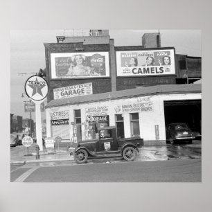 Bensinstation och garage, 1940. Gammalt foto Poster