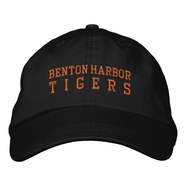 Benton Harbor High School Baseball Hat Broderad Keps (Framsida)