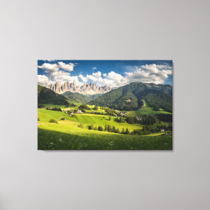 Berg Funes Valley, Dolomites, Italien Canvastryck