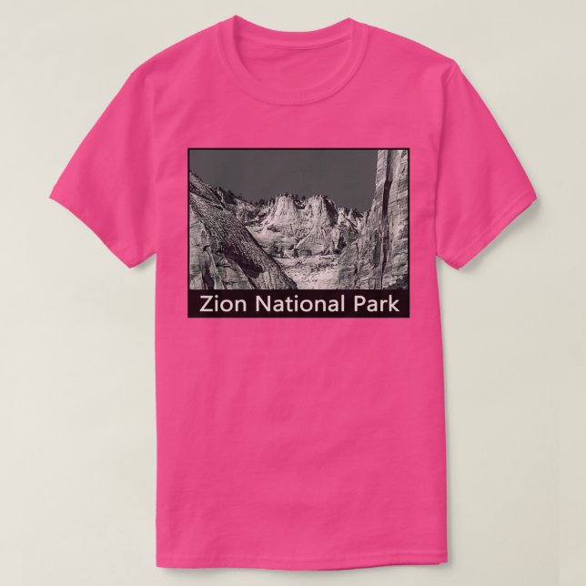 Berg på Zions nationalparksresmål T Shirt (Design framsida)