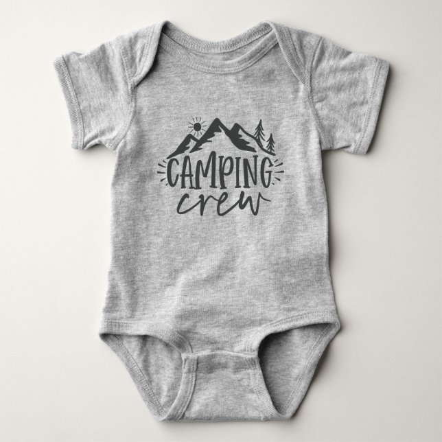 Berg Skog Soluppgång Camping Crew T Shirt (Framsida)