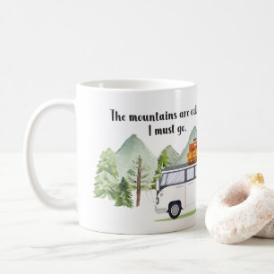 Bergarna kallar vattenfärg illustrerad kaffemugg
