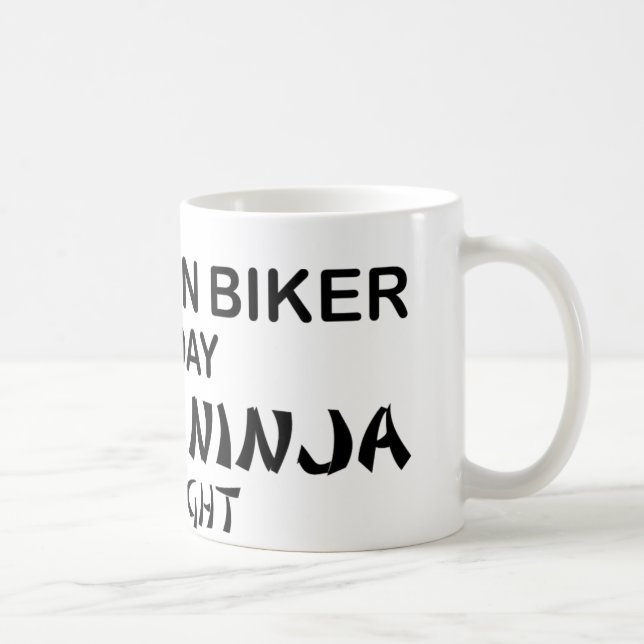 Bergbiker dödliga Ninja vid natt Kaffemugg (Höger)
