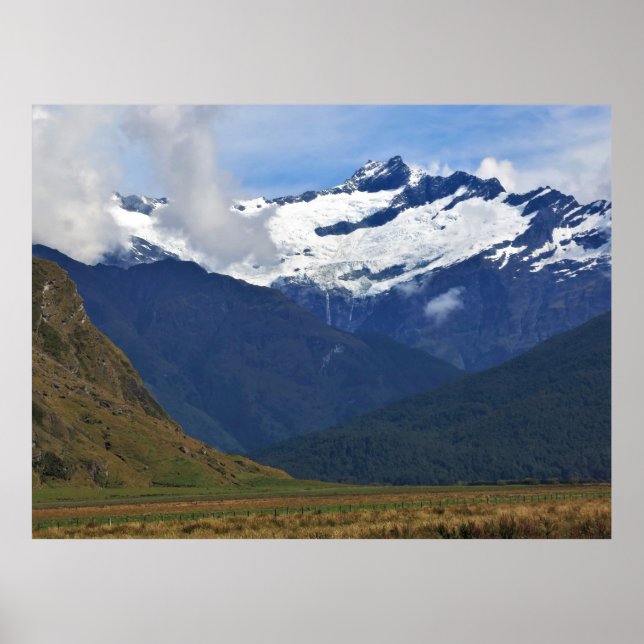 Berget Ansikte vid berget Aspiring Poster (Framsidan)