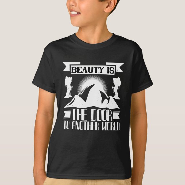 Bergsarbete - skönhet är dörren t shirt (Framsida)