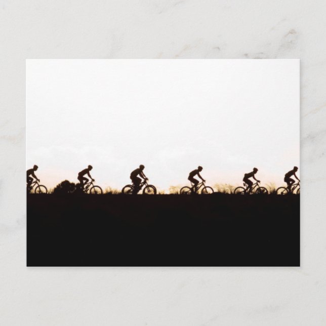 Bergsbike Riders tar sig över dammen Vykort (Framsida)