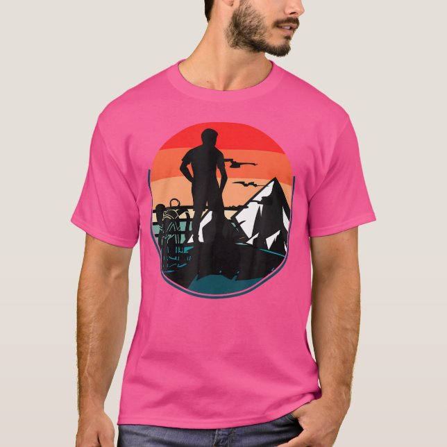 Bergshierarki för bergshus som gömmer sig utomhus t shirt (Framsida)