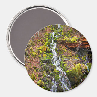 Bergskälla vattenfall..... magnet