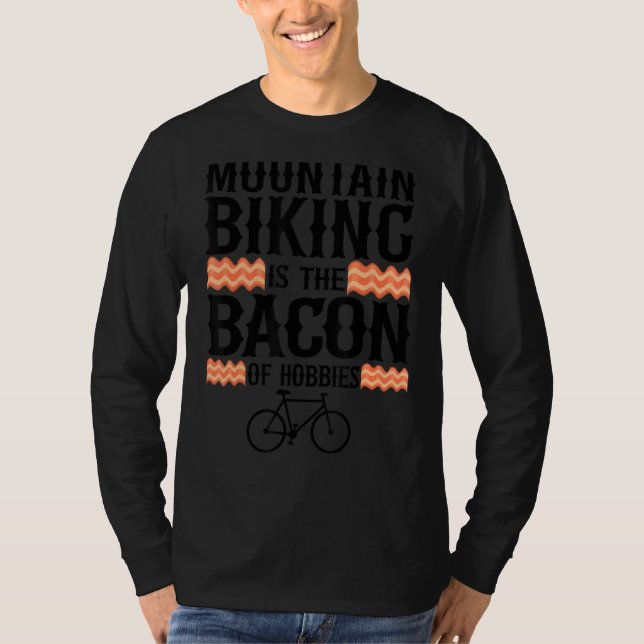 Bergskänkning är bakgrunden till Hobbieserna Mtb-f T Shirt (Framsida)