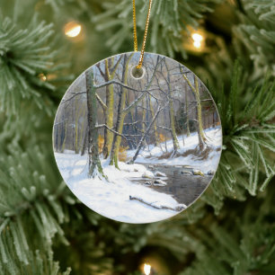 Bergslandskap i vinter. julgransprydnad keramik