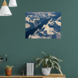 Bergsområden med floden Snö Poster