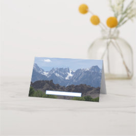 Bergsområden med tak över snö i Lone Gräs Placeringskort