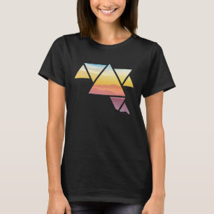 Bergsresans fantastiska Abstrakt som hyllar Prism T Shirt
