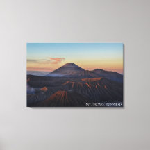 Bergssoluppgång gryningslandskap foto Indonesien
