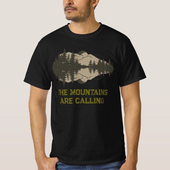 Bergstopparna ropar Vintage Camping T-Shirt (Framsida)