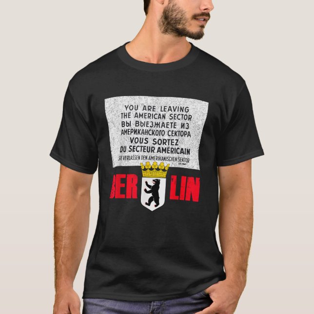 Berlin Checkpoint Charlie Sign   T Shirt (Framsida)