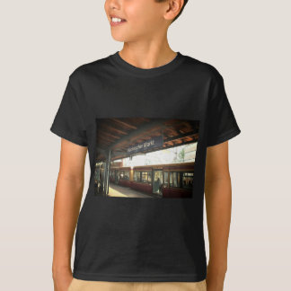 Berlin Hackescher Markt S-Bahn Station Tee