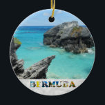 Bermuda Blue Ocean Rocky Beach Photo jul Julgransprydnad Keramik<br><div class="desc">Visning kärlek för landet i Bermuda i julhelg med den här julprydnaden som innehåller ett foto av en fantastisk bergig strand i Bermuda-havets blå hav!</div>