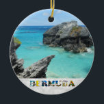 Bermuda Blue Ocean Rocky Beach Photo jul Julgransprydnad Keramik<br><div class="desc">Visning kärlek för landet i Bermuda i julhelg med den här julprydnaden som innehåller ett foto av en fantastisk bergig strand i Bermuda-havets blå hav!</div>