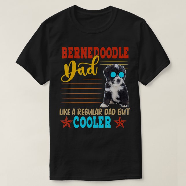 Bernedoodle Dad Funny Definition Cooler Dog Sungla T Shirt (Design framsida)